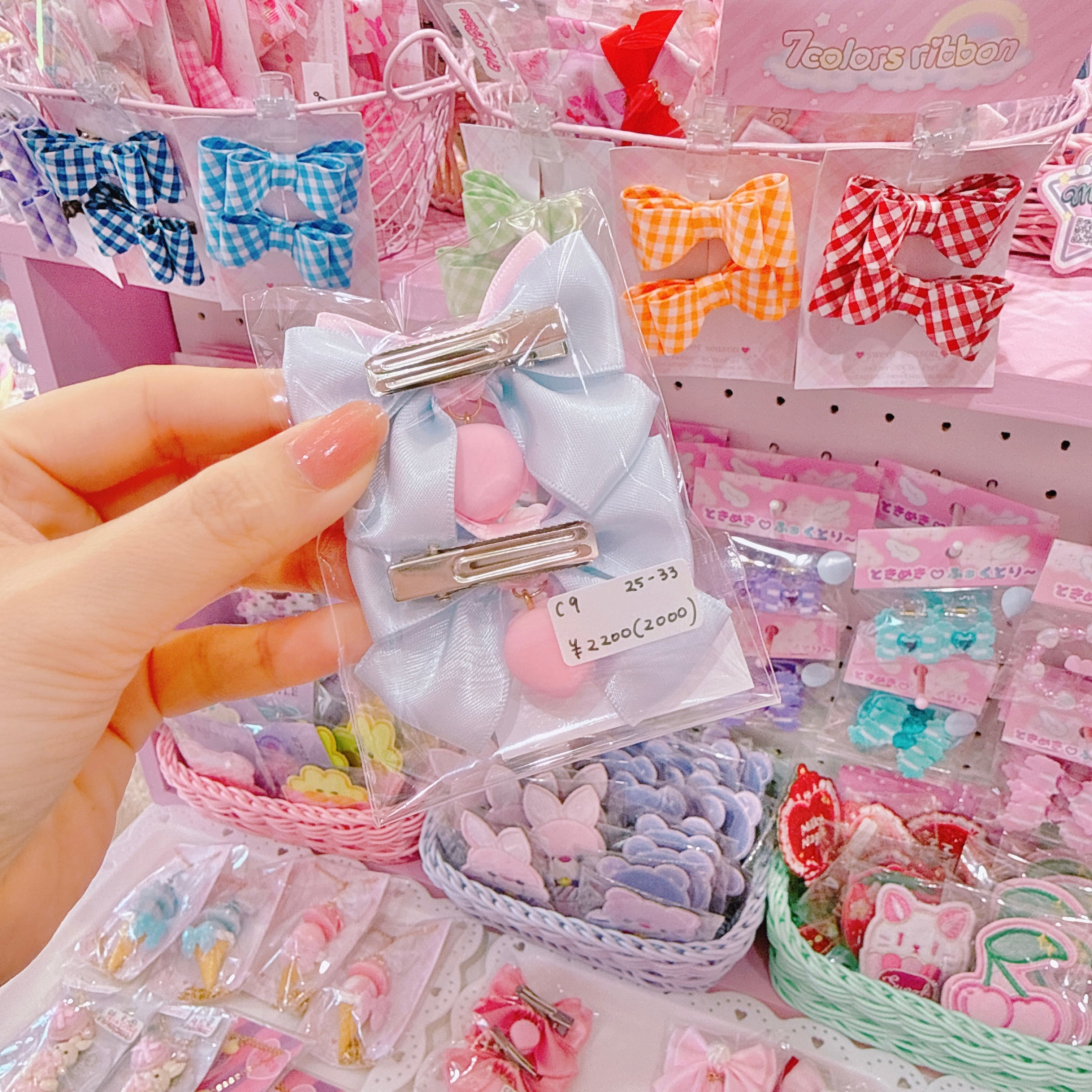 【C9】25-33いちごマカロンリボンヘアクリップセット