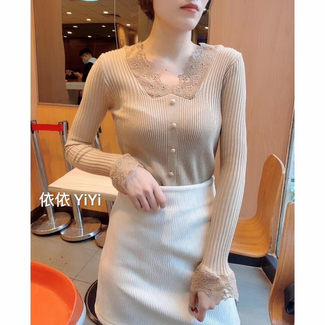 パールボタンレース切り替えニット　AJ111-993