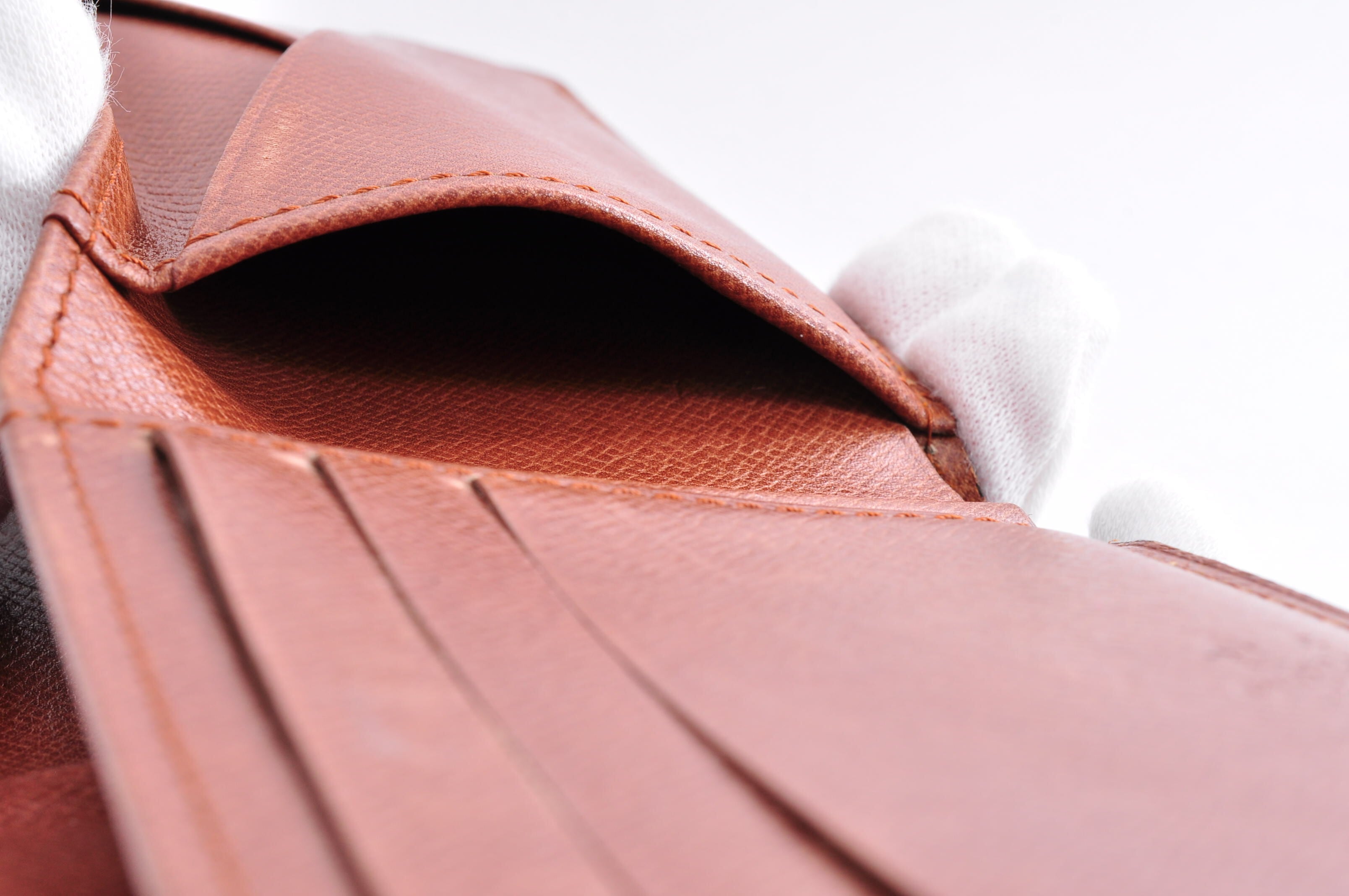 ルイヴィトン モノグラム リバース バレッタ マイ LV ボウ　正規品　美品 LOUIS VUITTON ルイヴィトン モノグラム ポルト フォイユ