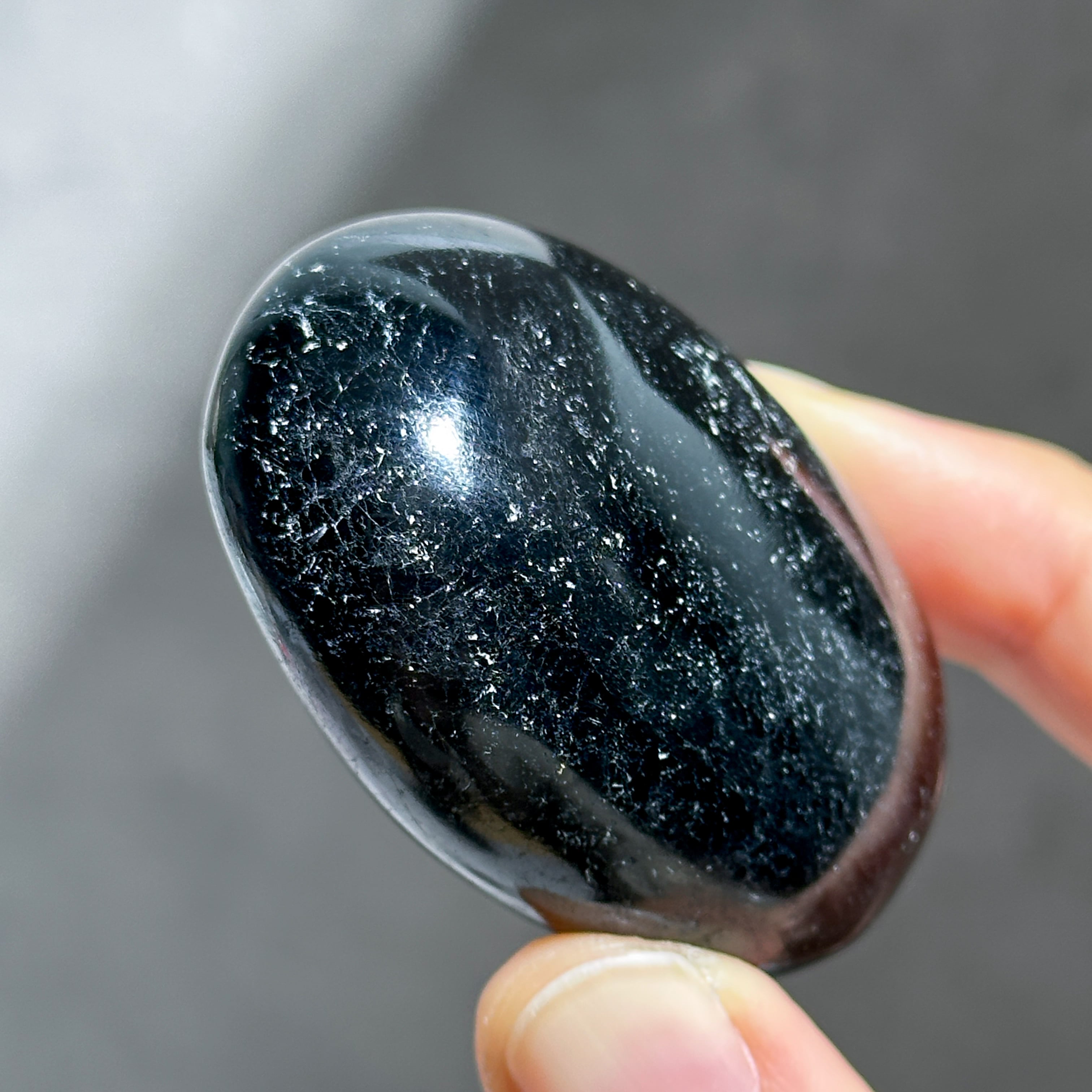 ブラックトルマリン パームストーン23◇ Black Tourmaline palm stone
