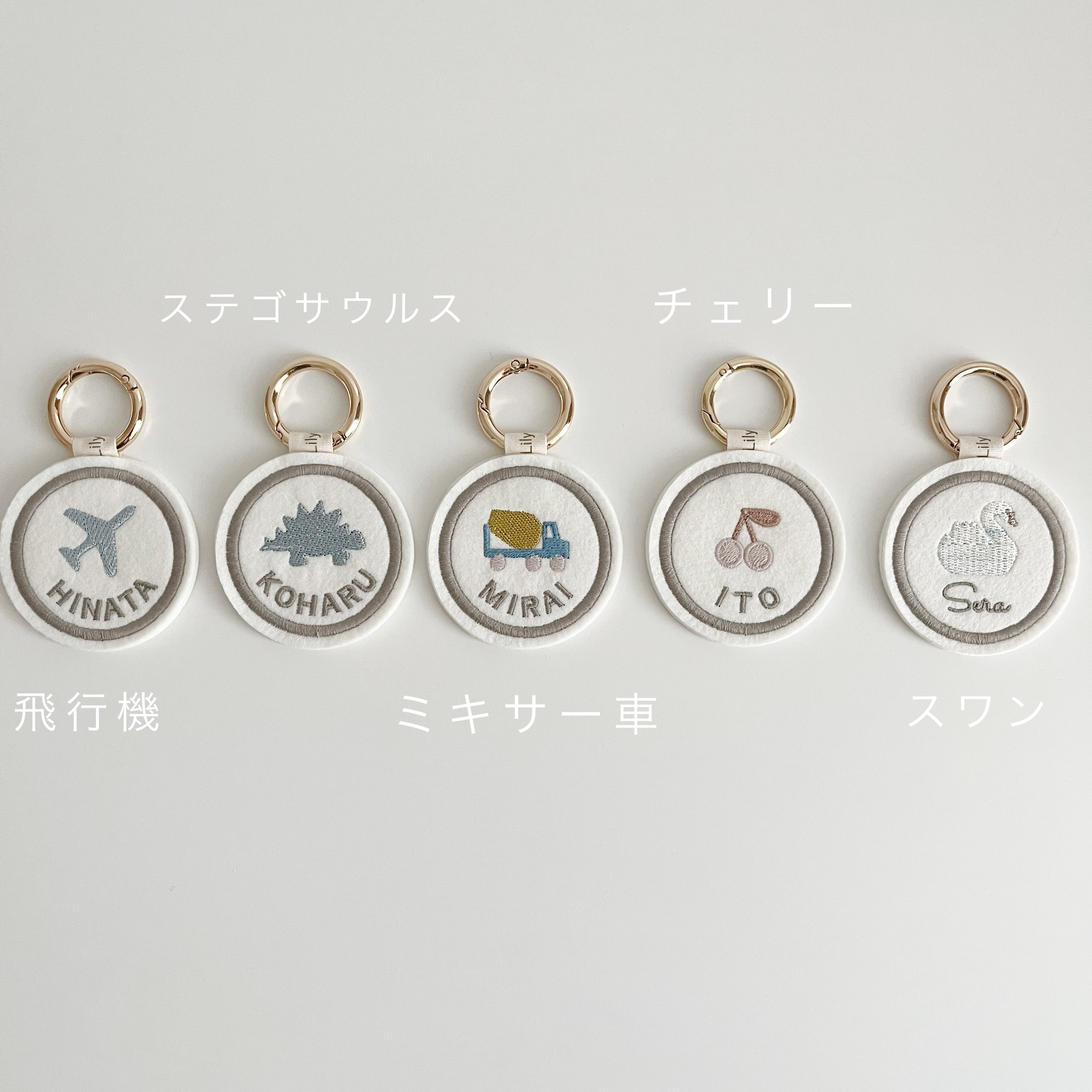 LilyBlanc name tag】刺繍ラウンドネームタグ | イブル&Baby Fabric