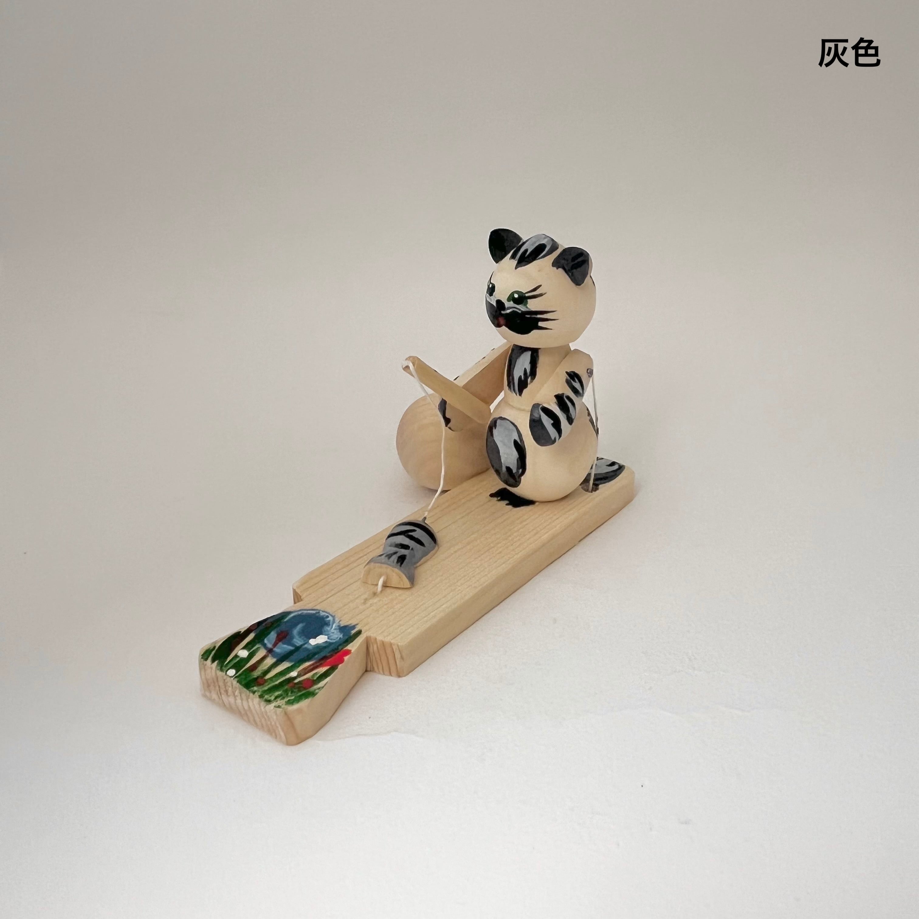 ボゴロツコエ木地玩具「ネコの魚釣り」