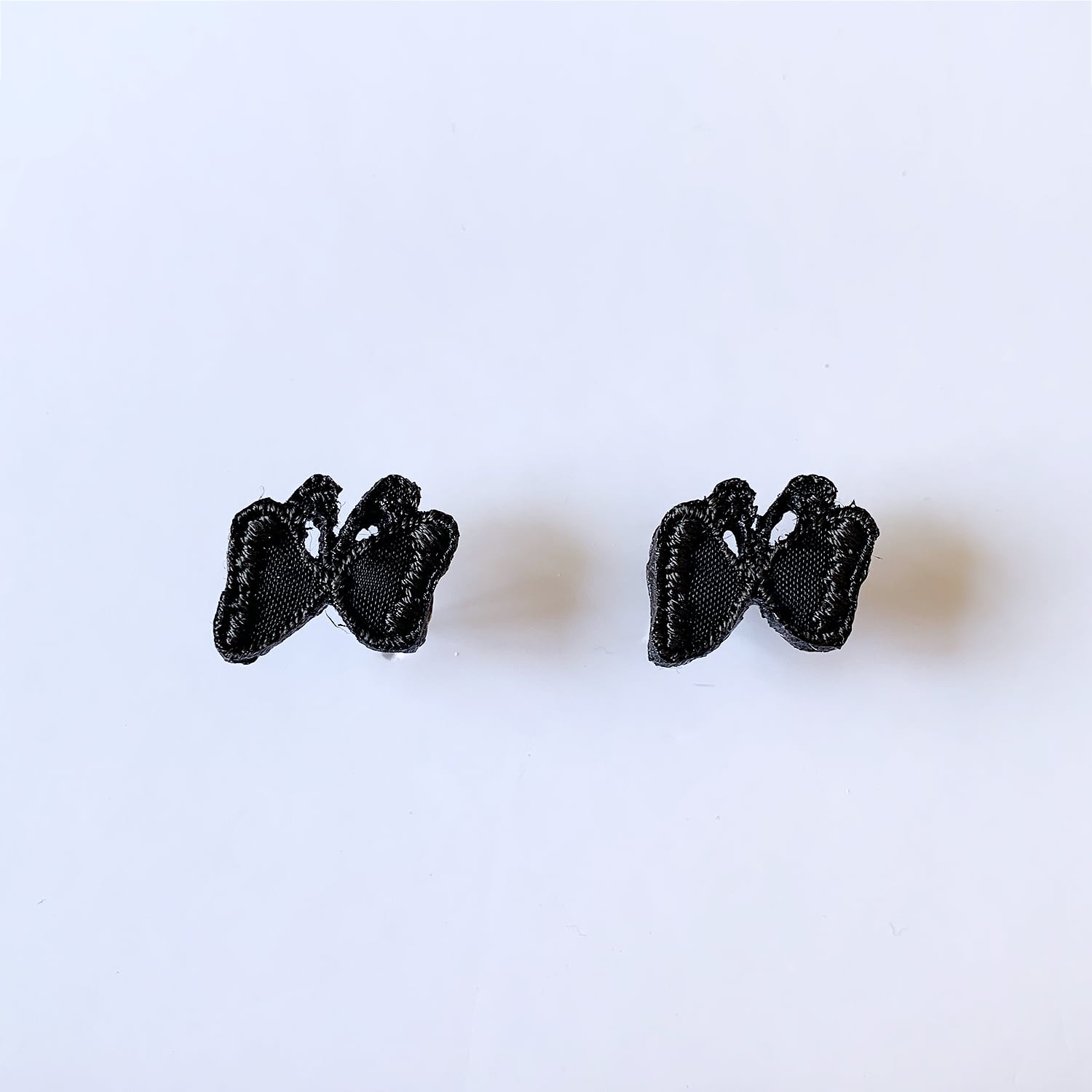 刺繍イヤリング・ピアスga.la (e-205・p-205)4色