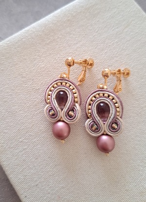 Pearl Soutache