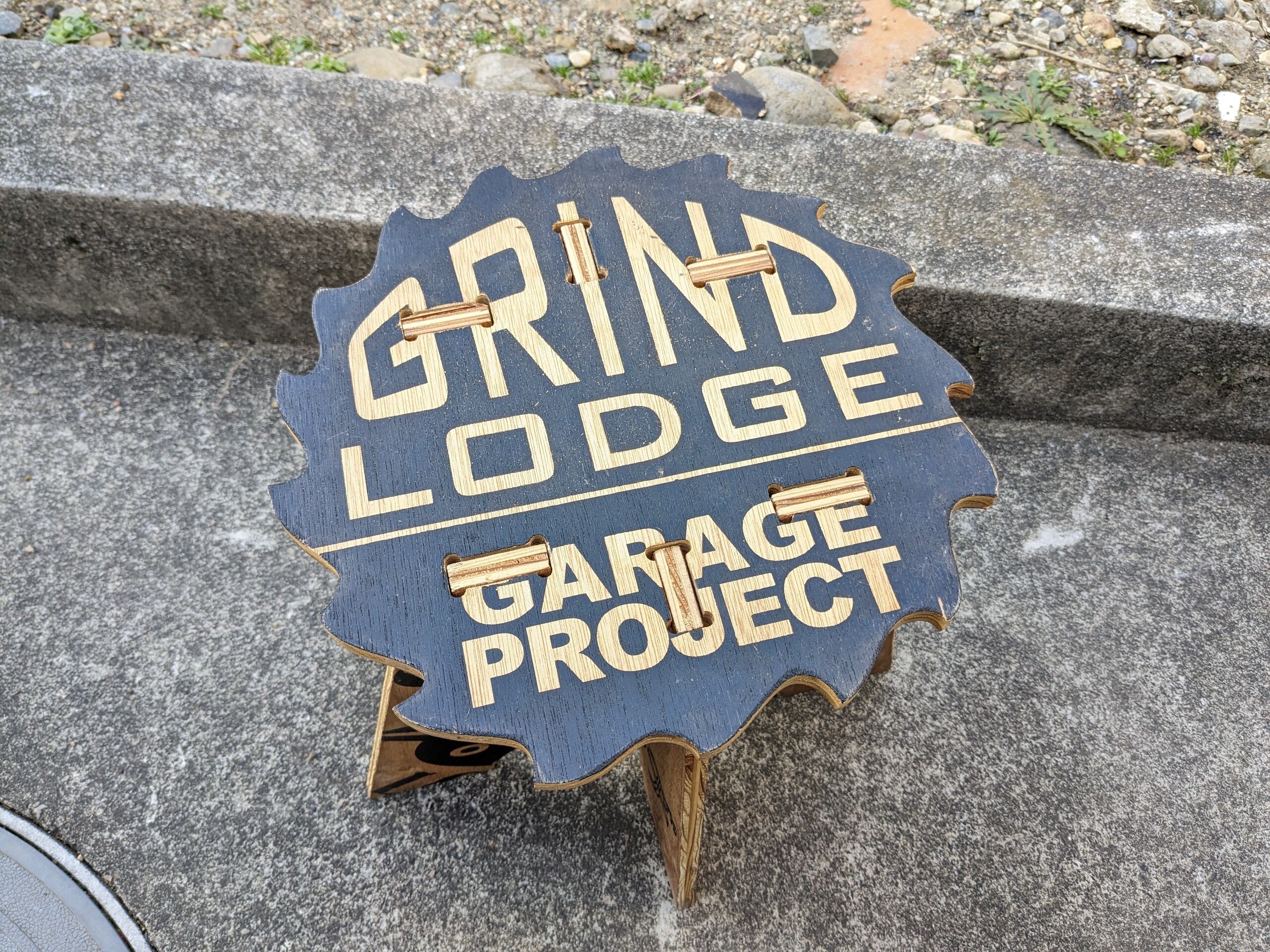 GRINDLODGE（グラインドロッジ）スツール | Outdoor Reuse