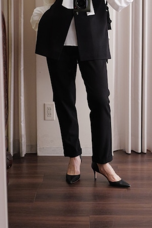 IKITSUKE tapered pants black