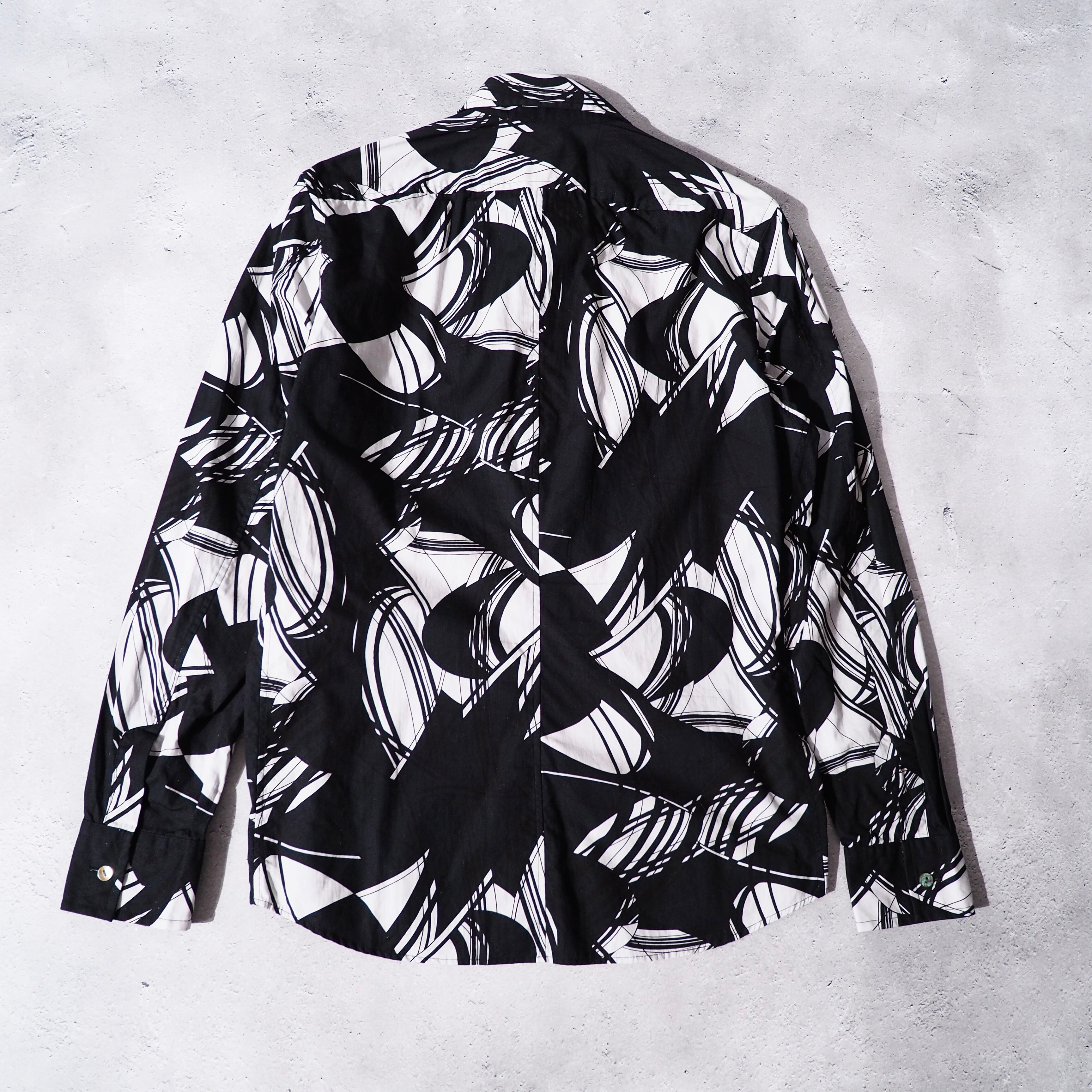 ” KATHARINE HAMNETT LONDON ” geometric contemporary art pattern design shirt