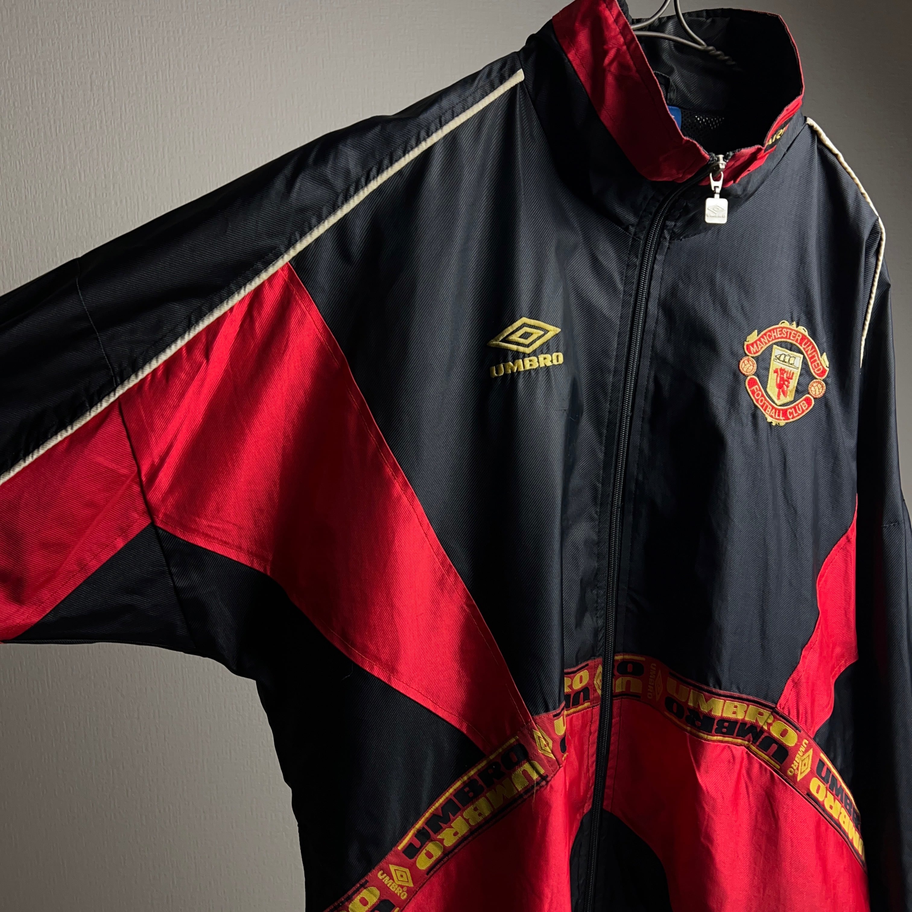 90’s “UMBRO” MANCHESTER UNITED Jacket 90年代 マンチェスターユナイテッド ナイロンジャケット アンブロ  SHARP FC サッカー【1000A11】【送料無料】