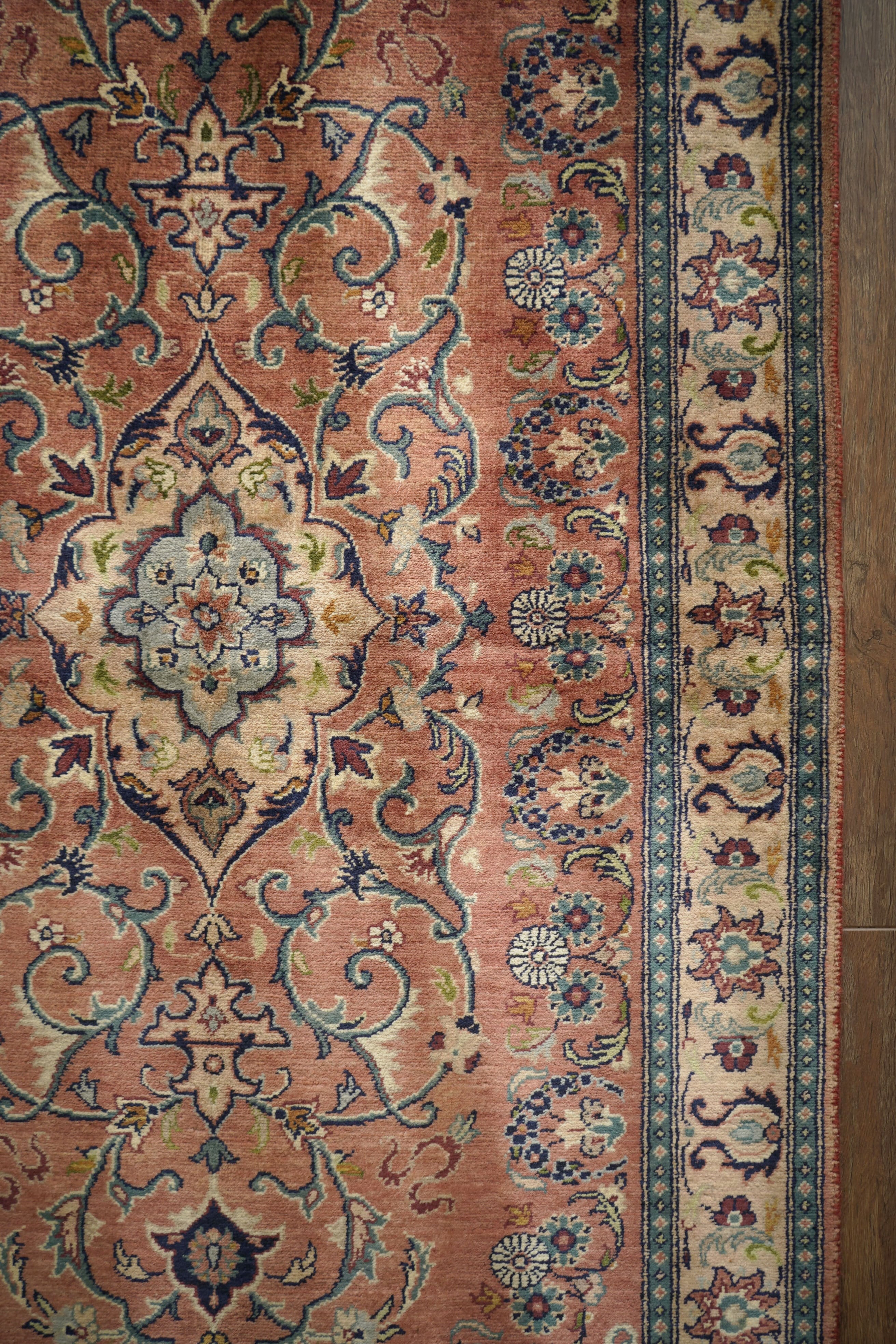 ヴィンテージラグ専門店 TIME RUG （ペルシャ絨毯・トライバルラグ）