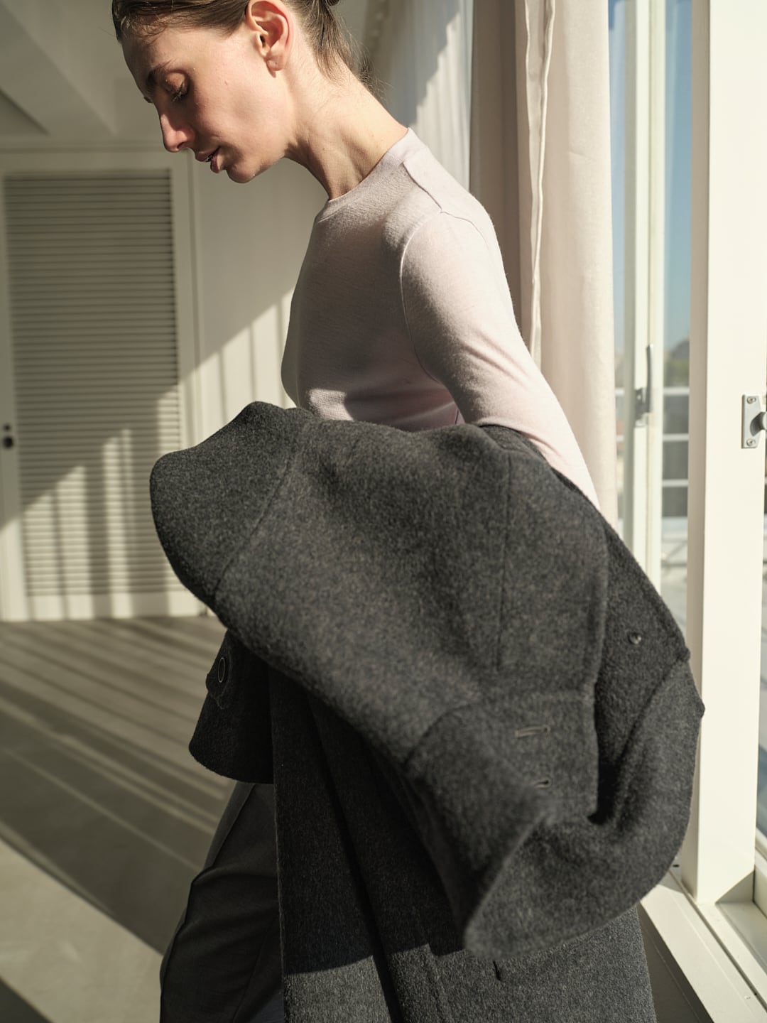POSTELEGANT “ Fine Wool Circular Rib Crew Neck ( Light Purple )”