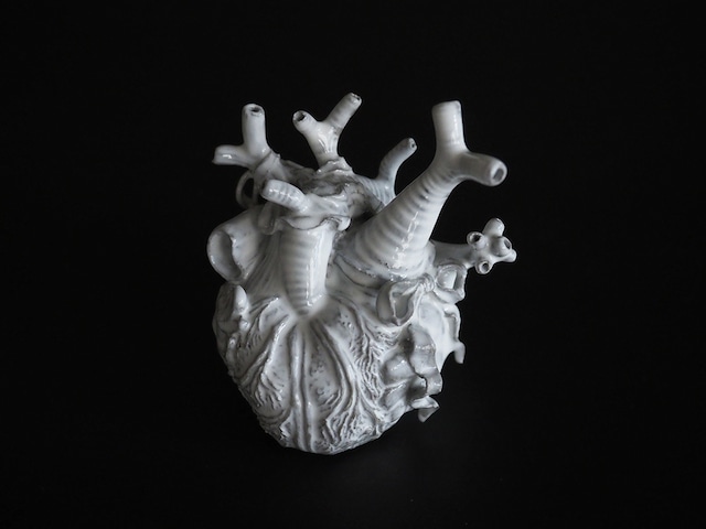 Etrange petite piece 401  心臓のオブジェ Ⅰ