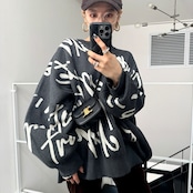 Typo pattern usefull knit/gray