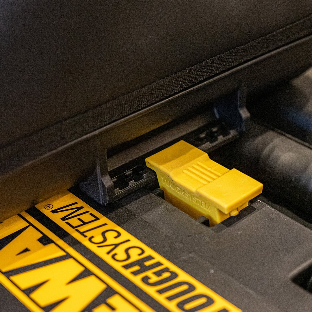 DEWALT／タフシステム2.0 ハーフサイズツールバッグ | WHATNOT