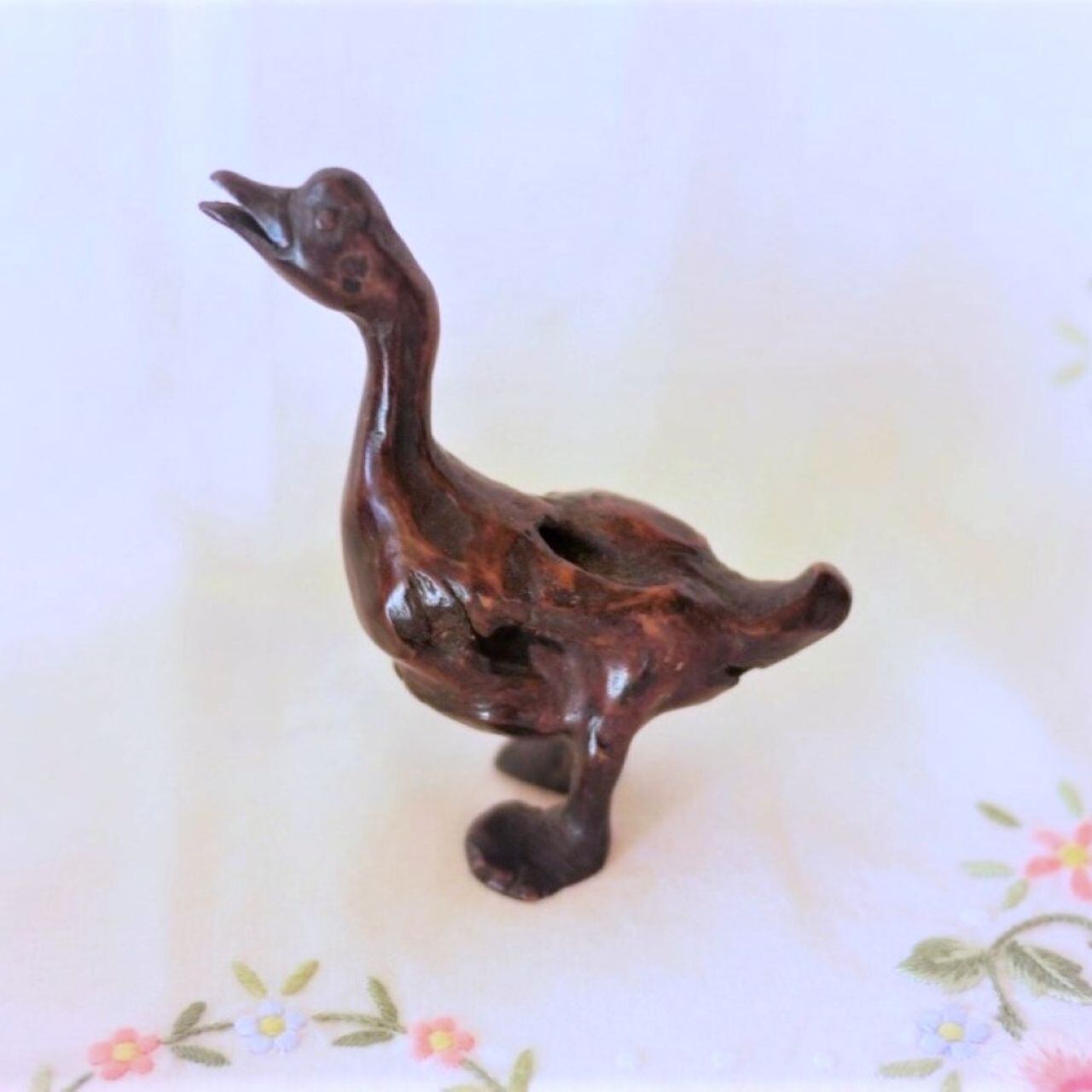 ガチョウ 木彫像 おきもの 瘤材 バール