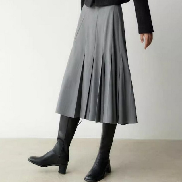 Pleated  Pleated umbrella skirt