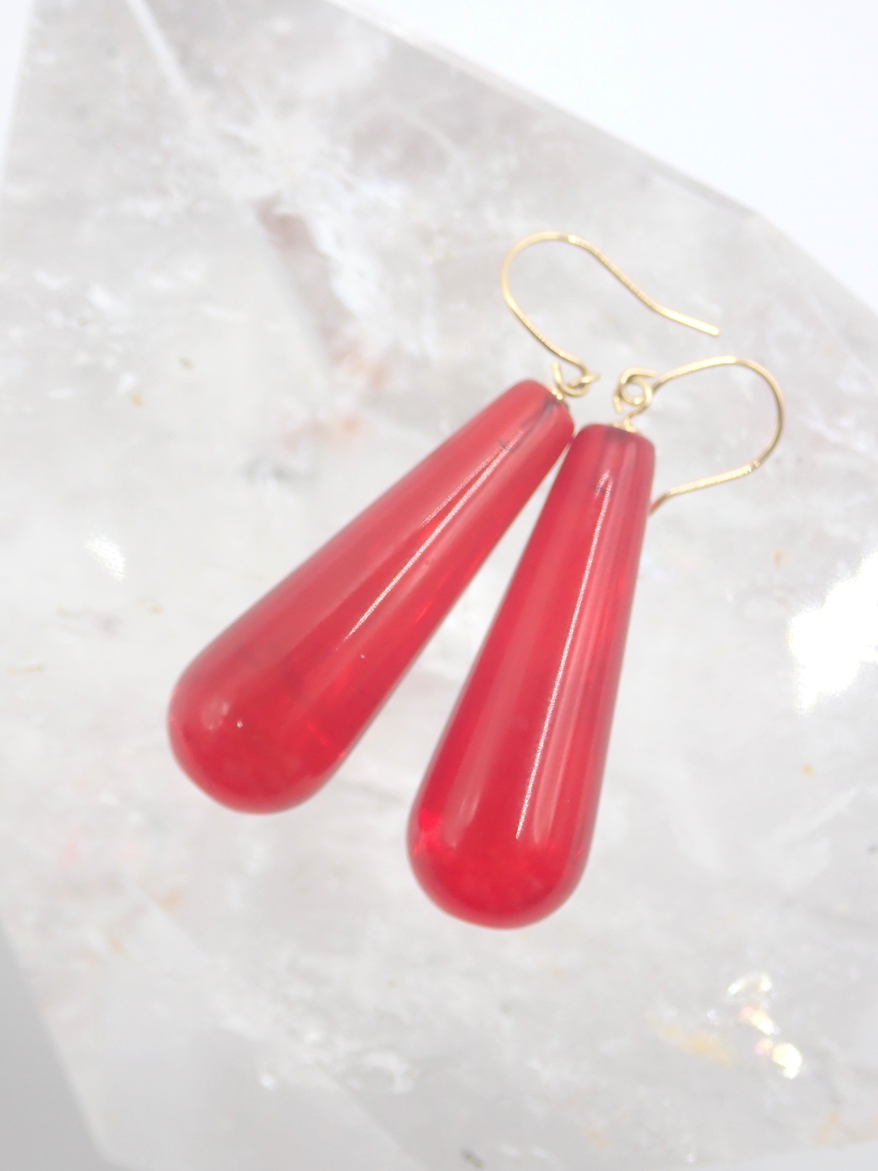 【新品】 K18 真っ赤なドロップ アンバー ピアス