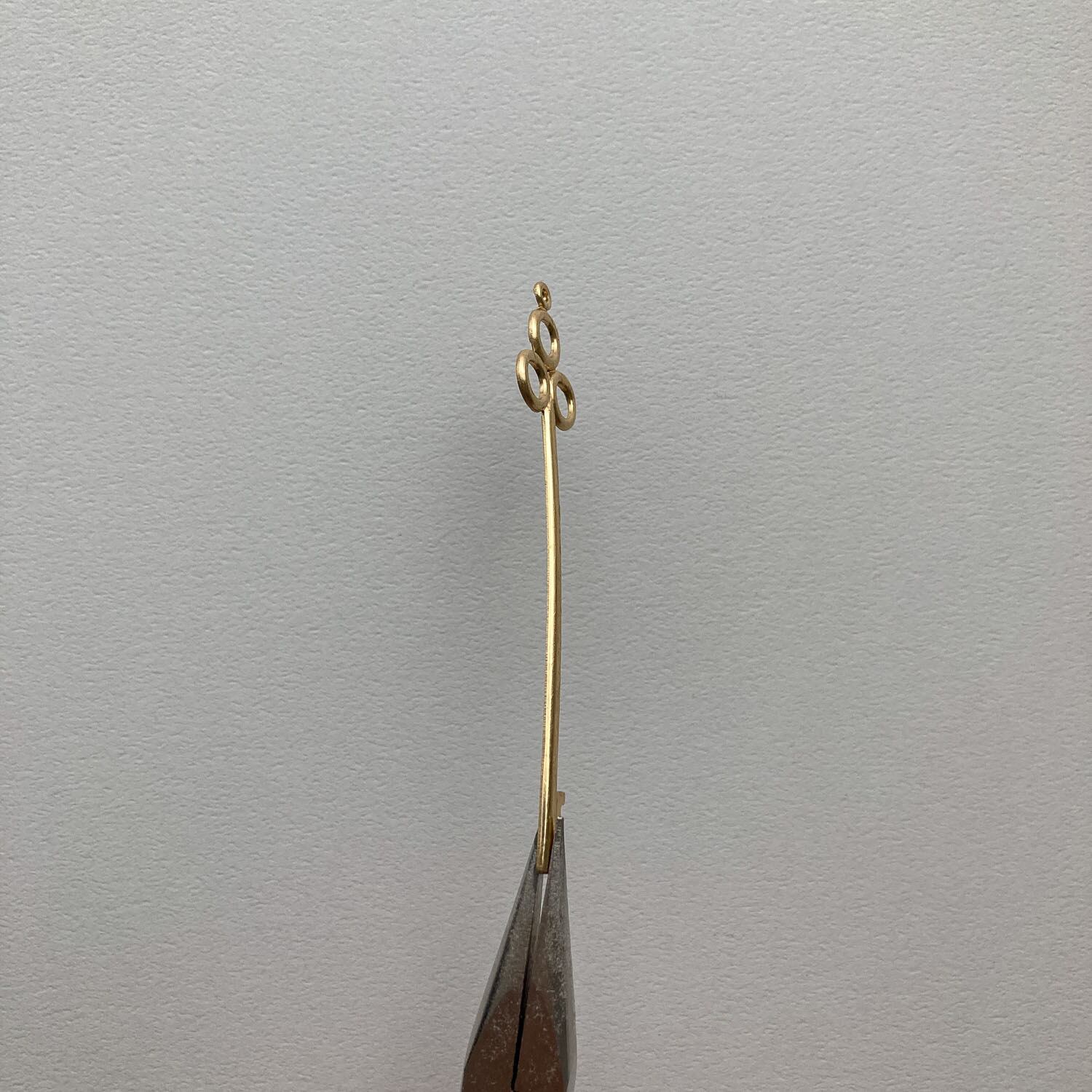 USA真鍮 丸3つの大ぶり鍵チャーム | Dua-アクセサリーパーツショップ
