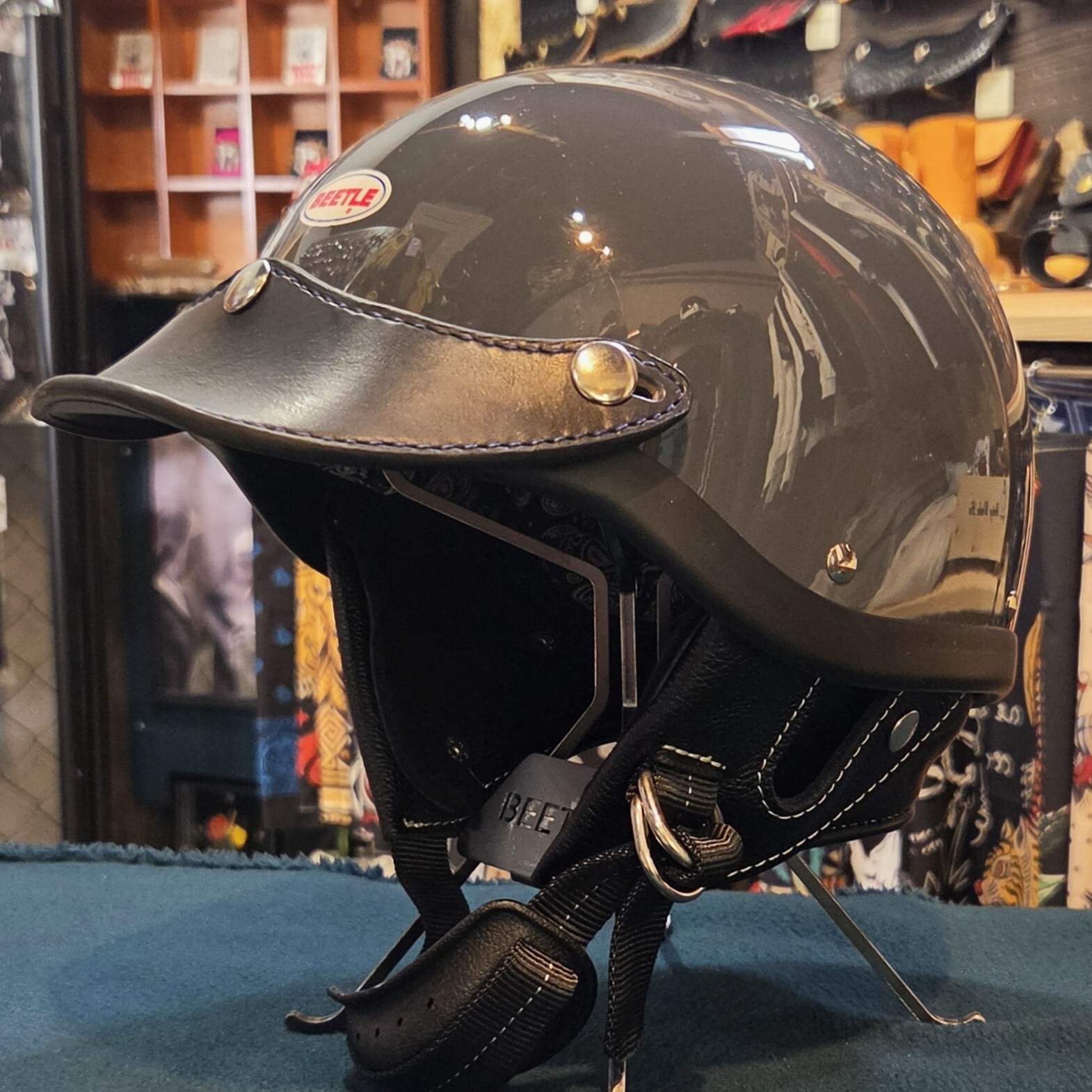 一点限り【aging paint helmet⑲】OCEANBEETLE SHORTY4 | ChargeUp