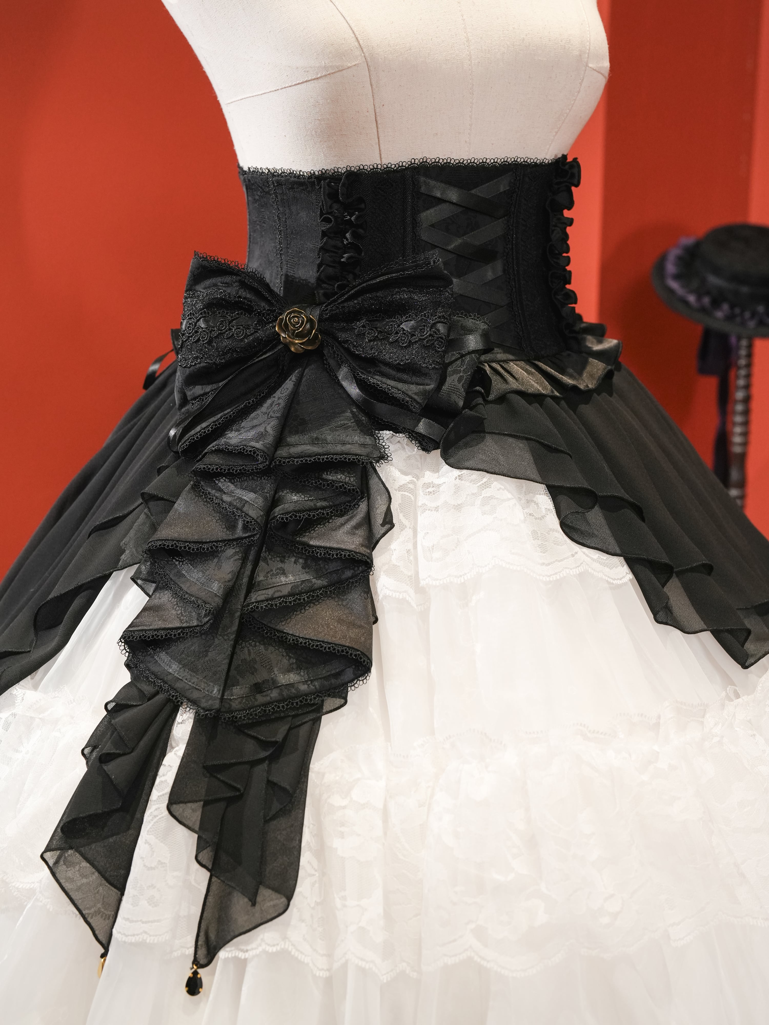 星箱works コルセット風ボリュームティアードスカート Fashion Show】ヴァニタス晩餐会 コルセットスカート | HoshibakoWorks