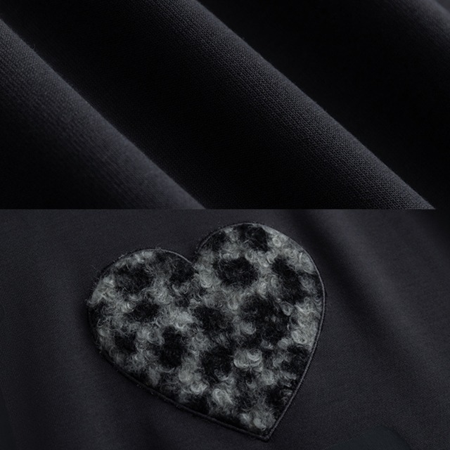 leopard heart sweatshirt　J00345
