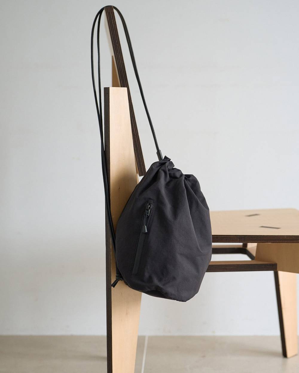 anuke アンヌーク　ナイロンナップサック anuke(アンヌーク) Nylon Knapsack | サウスオレンジ｜メンズ
