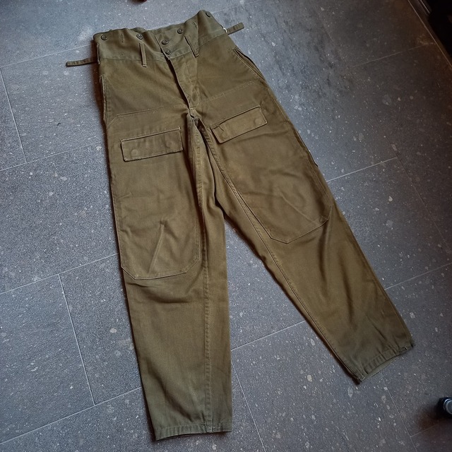 チェコ軍 M-85 ダブルニーカーゴパンツ w28inc~ used [105075]