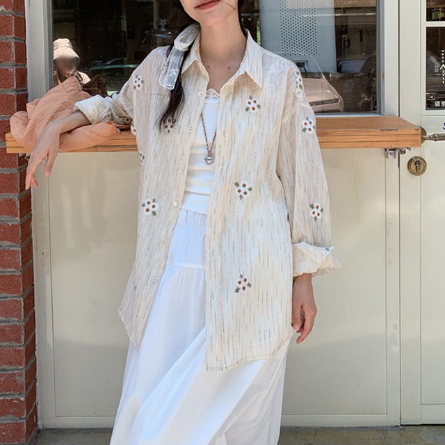 floral embroidered shirt　J00480