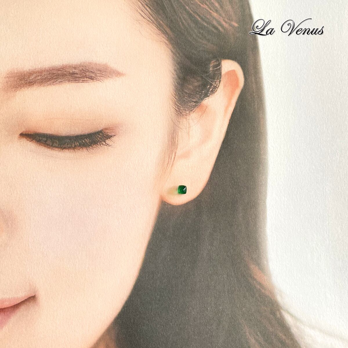 インドグリーン宝石ピアス インド産 天然 グリーンオニキス 宝石質 AAA シュガーローフカット