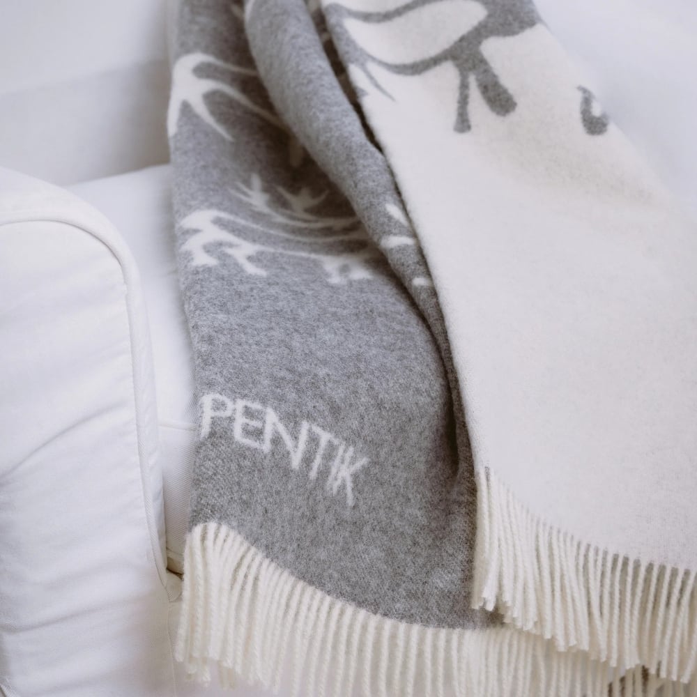 PENTIK】Saaga Blanket（サーガ ブランケット） グレー 130x170 cm