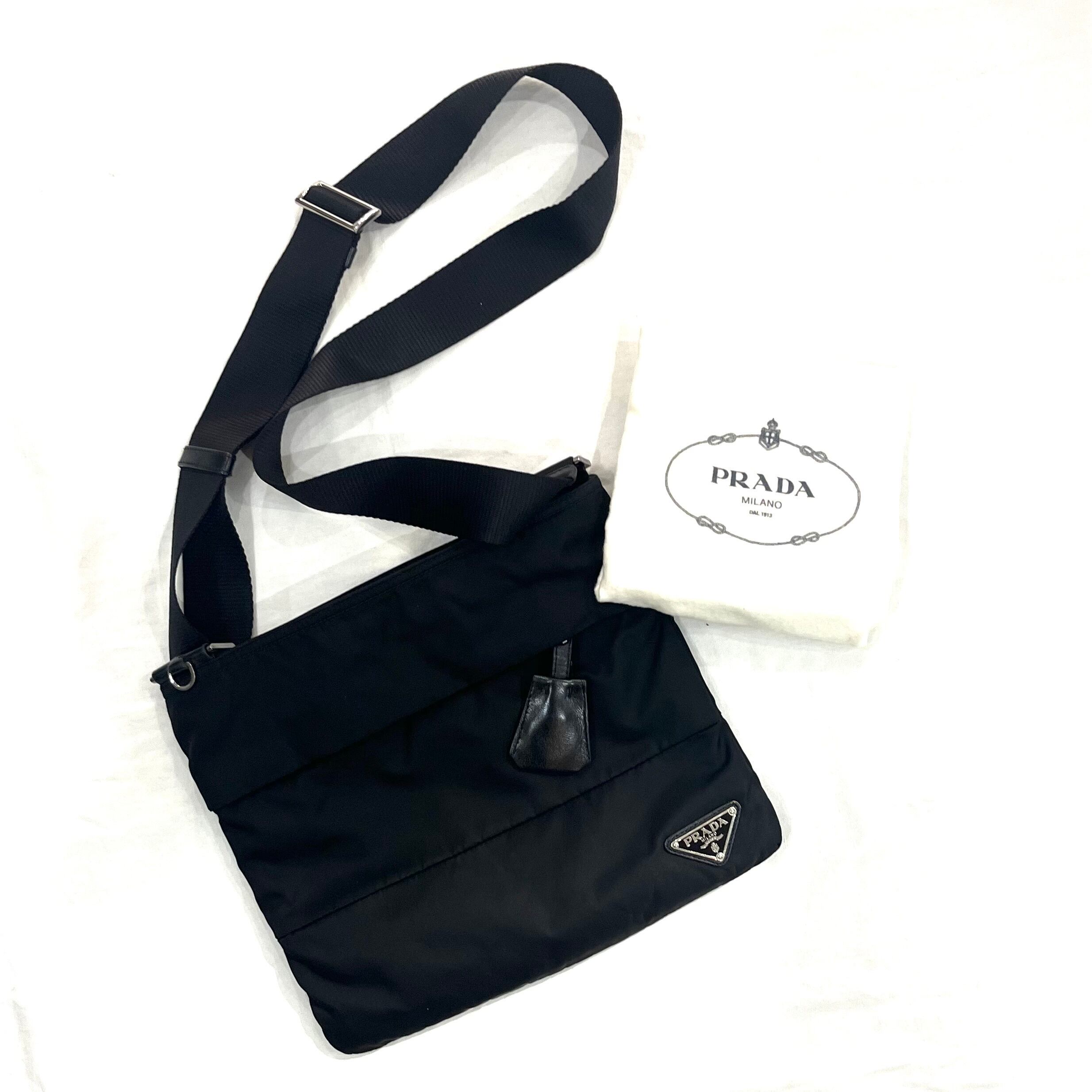 PRADA】1921 PRADA デザインプラダナイロン ショルダーバッグ／メンズ