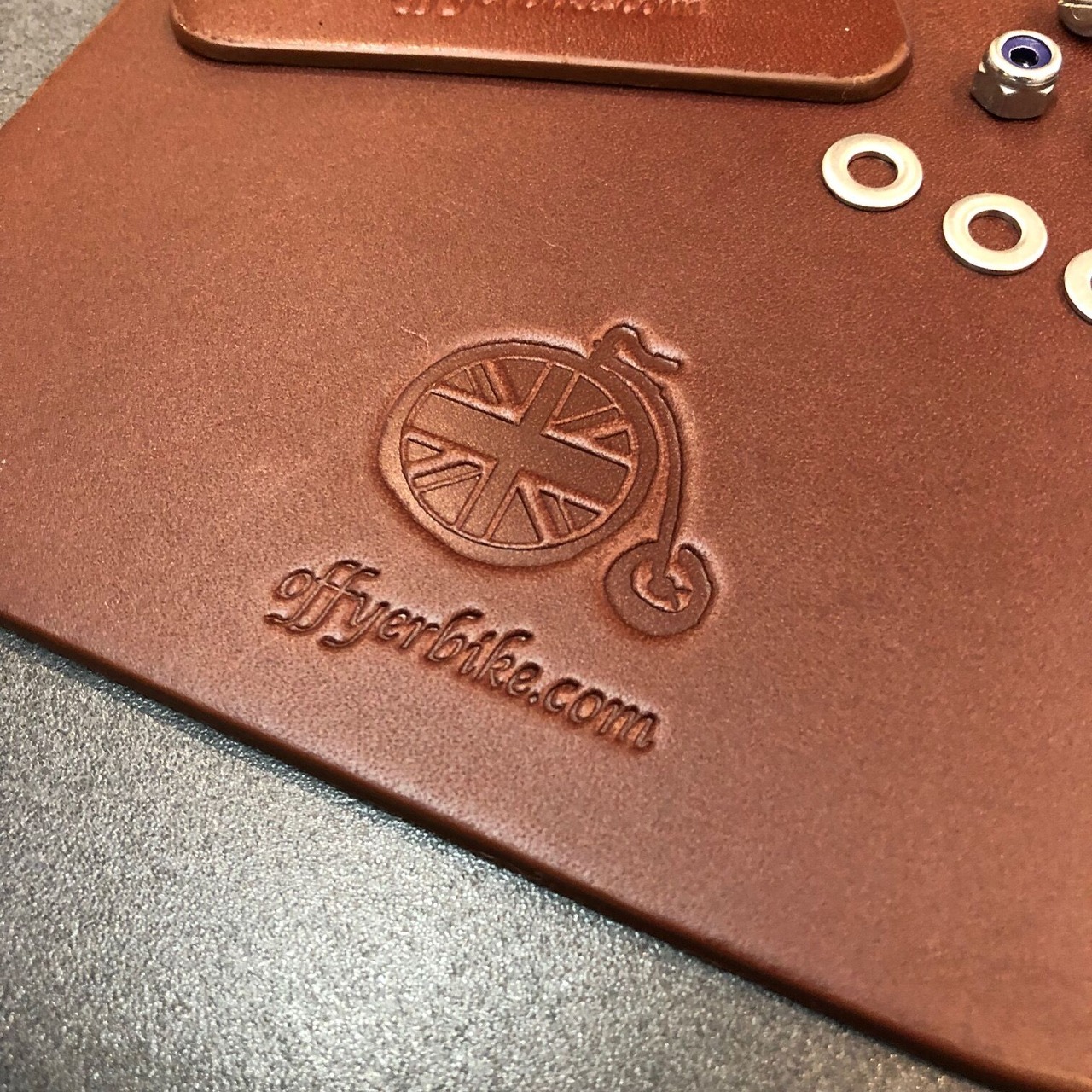 Off yer bike [Leather mudflap set]