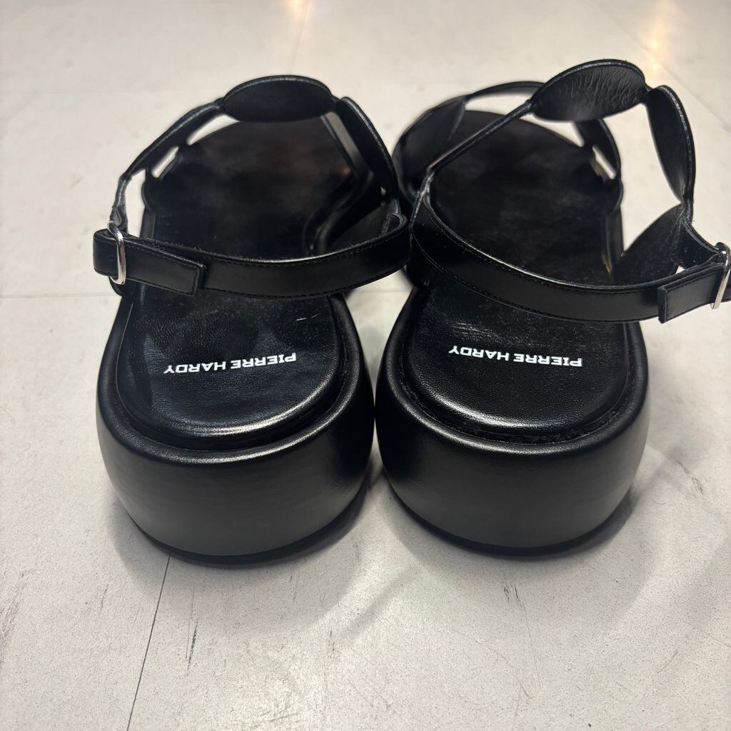新品位の美品　ピエールアルディ黒35 サンダル PIERRE HARDY ピエールアルディ BULLES FLATFORM SANDAL サンダル