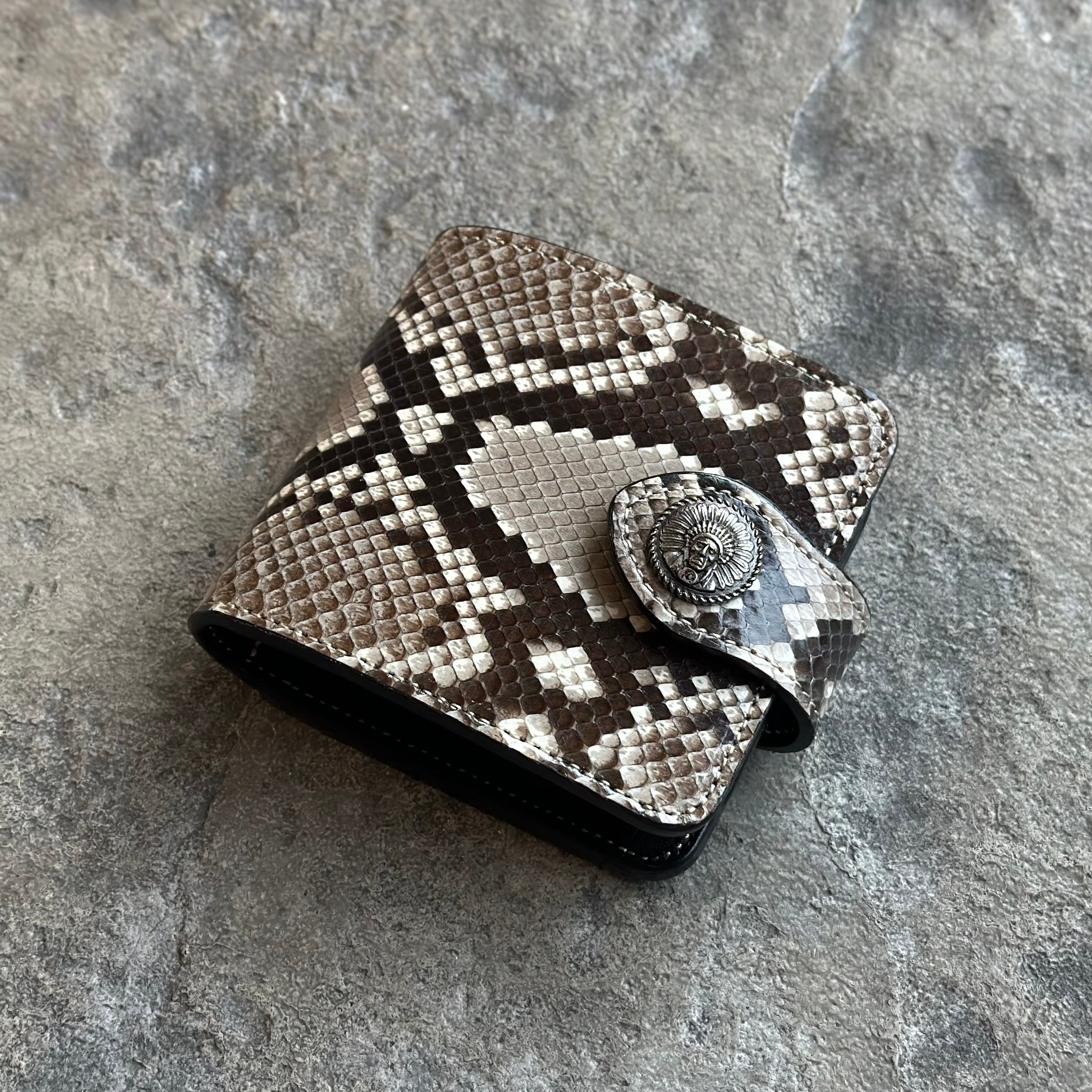 パイソン革 | ケイシイズ 【公式】－ オンラインストア － KC,s ケーシーズ