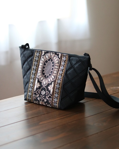 キルティングショルダーバッグ  03（BLACK）