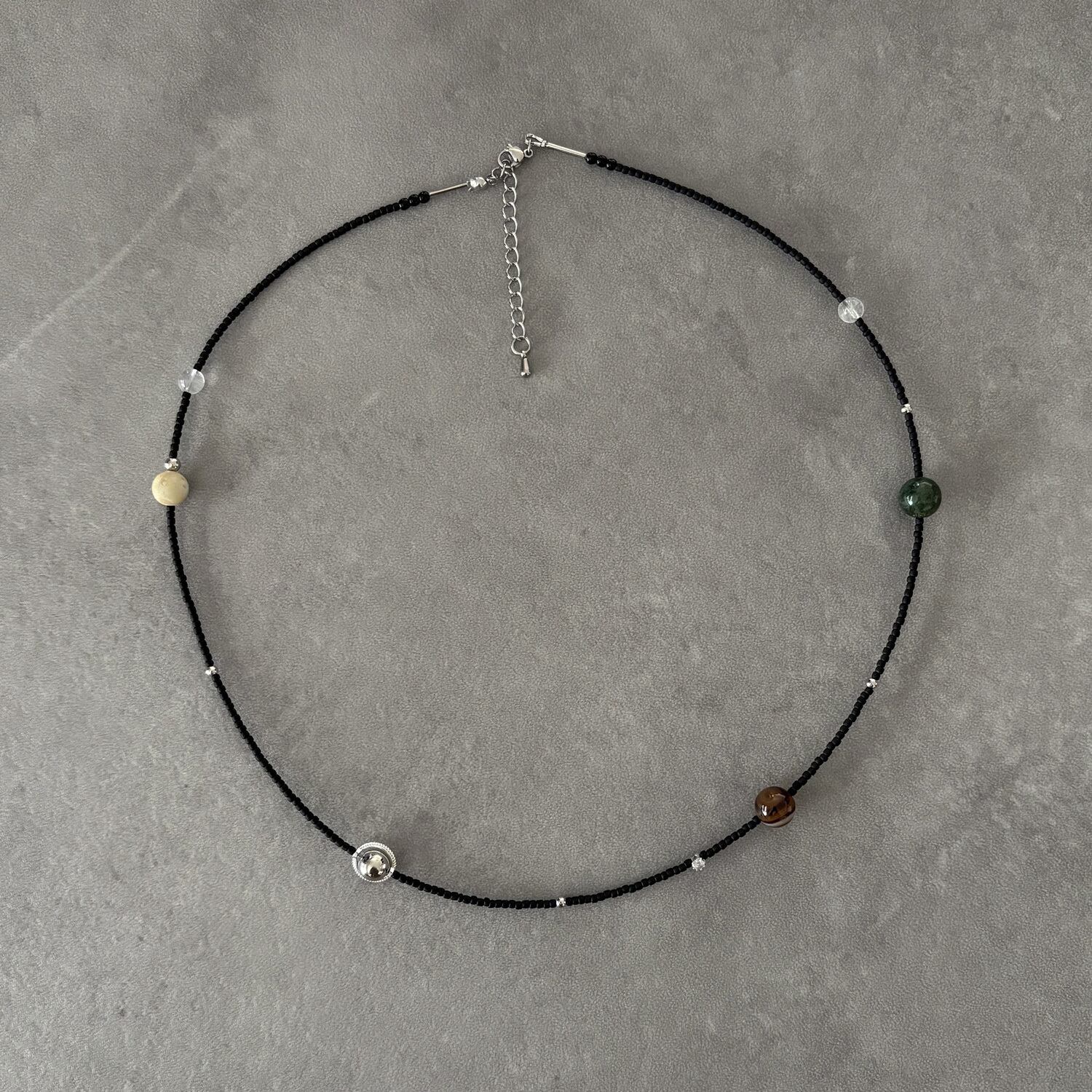 planet necklace (black)