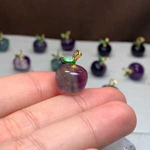 38.フローライトりんご・ペンダントトップ