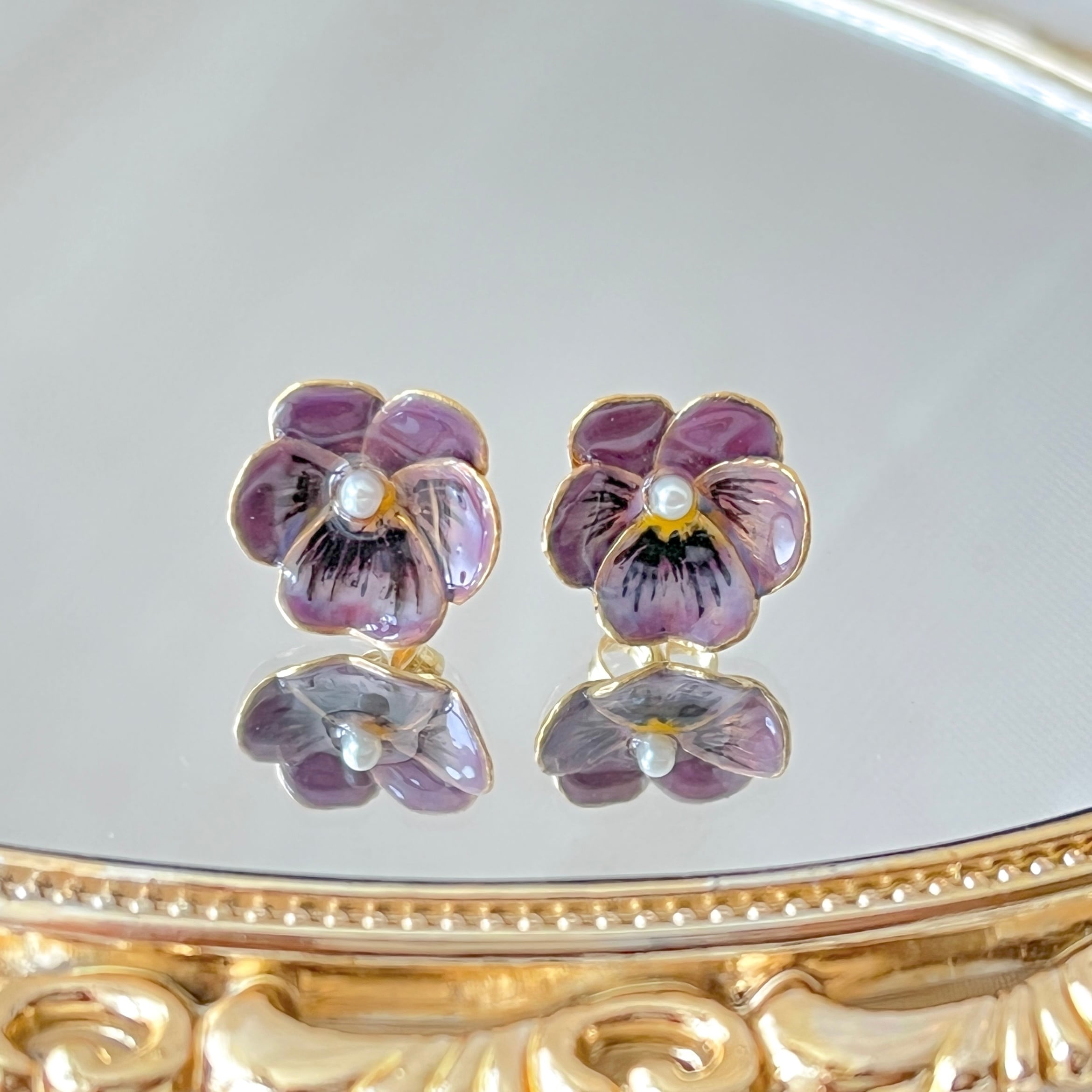 【リアルフラワーシリーズ】パンジーのピアス