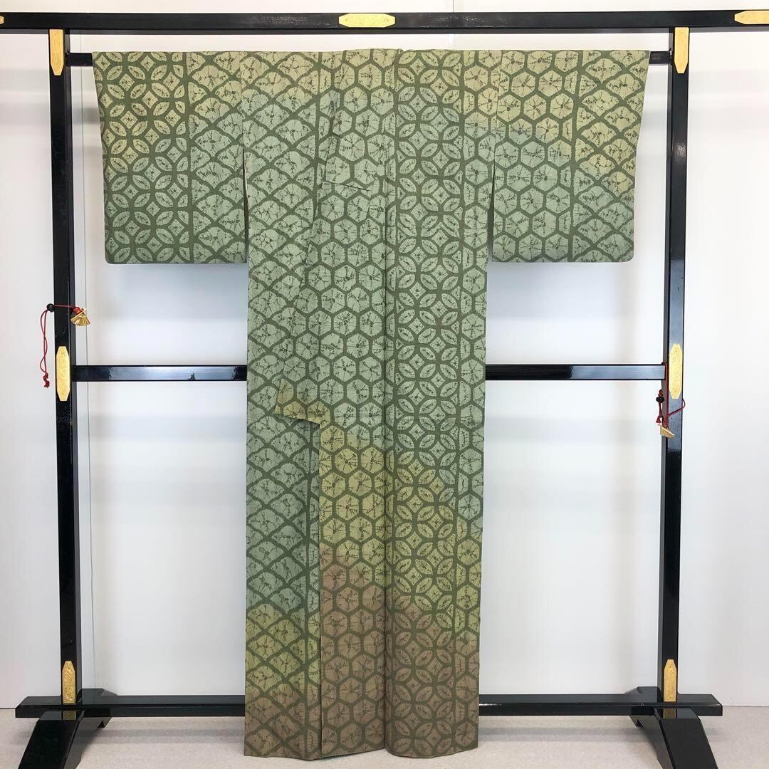 3822e9d93d66fcc801b8573f26209d  