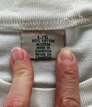 -TIN TIN- Vintage 90s Print T-shirt