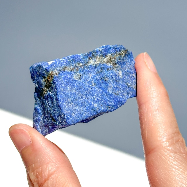 ラピスラズリ 原石 24◇ Lapis Lazuli ◇天然石・鉱物・パワーストーン・インテリア