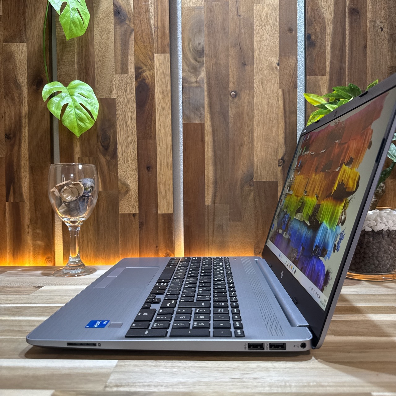 \ 公式ショップ限定価格❣️/ 美品《最新2022年モデル》HP 250 G9 第12世代 メモリ8GB SSD256GB 15.6インチ FHD ノートパソコン 安心サポート&3ヶ月保証付き