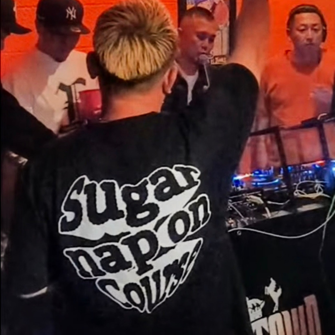 SUGAR NAP ON COUSE フーディ sugar nap on course