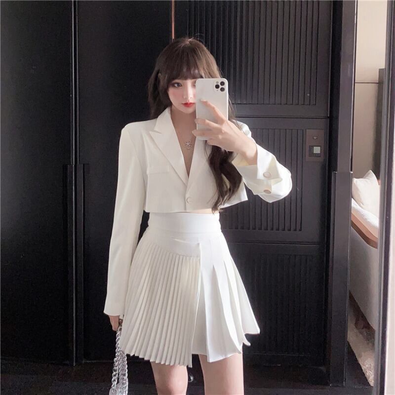 スタイルルーズフライドストリートスモールスーツジャケット女性秋薄2020ニュースーツショートホワイトカジュアルトップ ブラックストロベリース50333515018