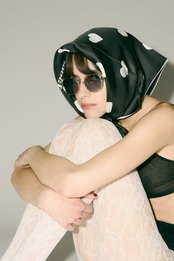 Alison | champagne×smoke