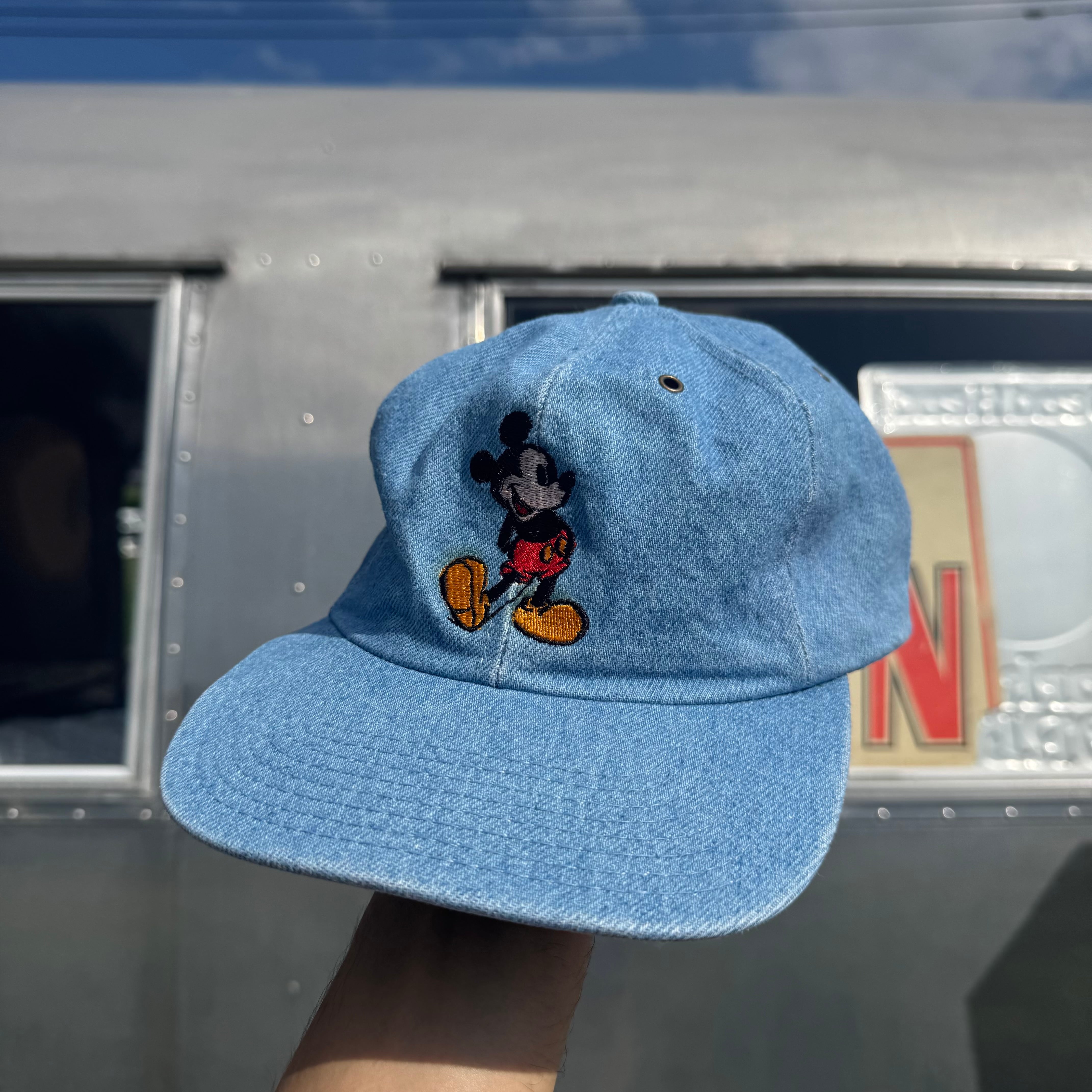 DEADSTOCK 90's VINTAGE "Mickey Mouse" Souvenir Cap walt disney/ USA MADE