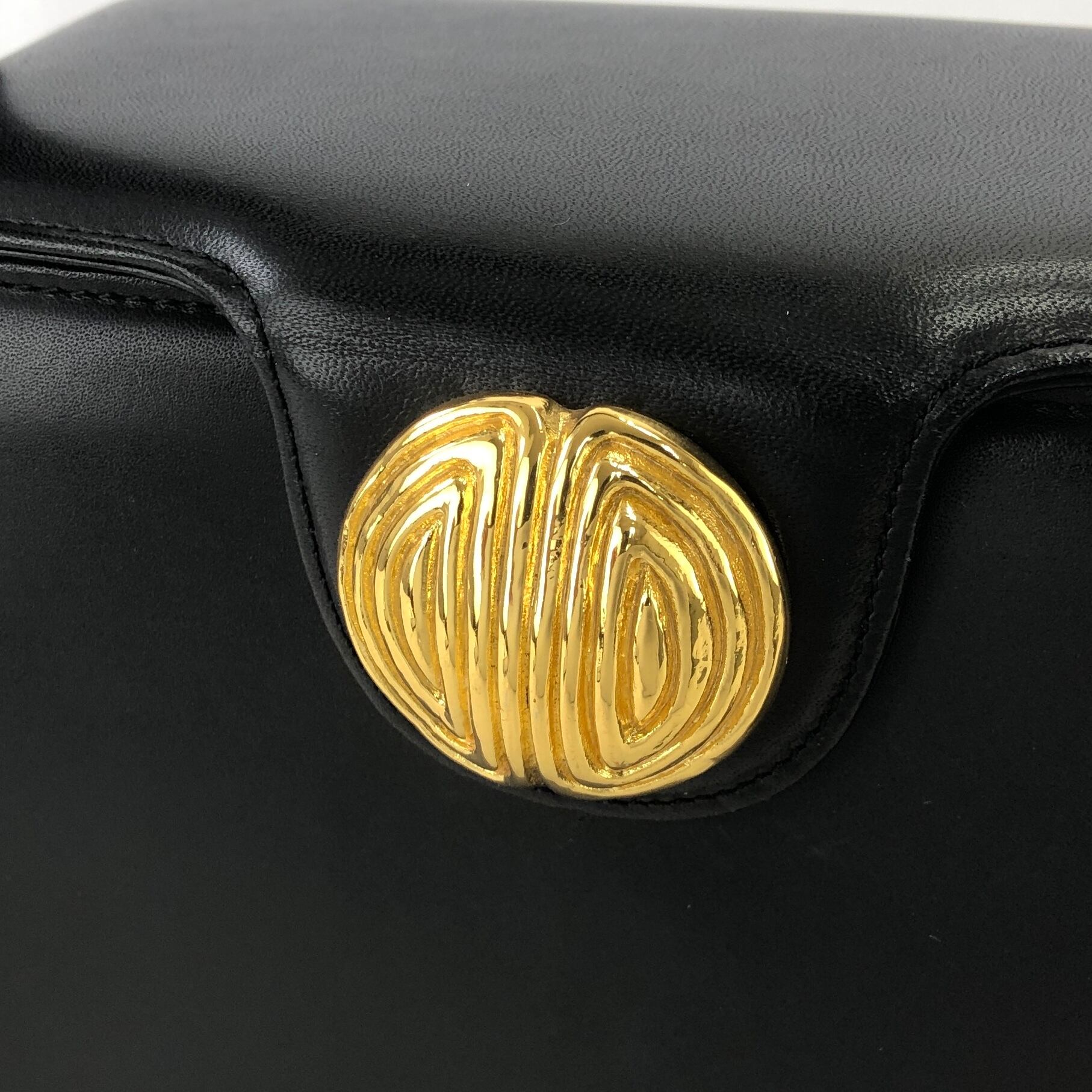 GIVENCHY ジバンシィ 2way ロゴボタン ミニバッグ ハンドバッグ