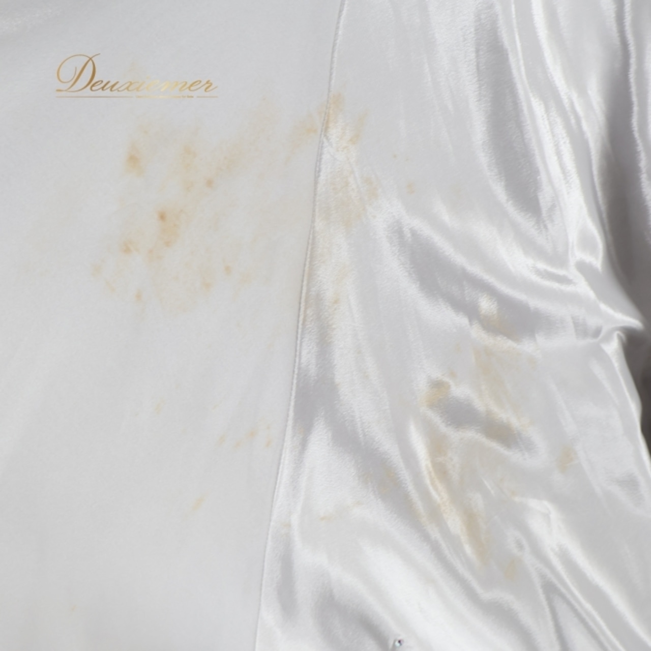 社交ダンス 衣装 チャコット Chacott スタンダードドレス ドレス ワンピース スタンダード デモ 競技 ダンス パーティ 発表会 フロート 赤 シルバー 光沢 フリル レッド系 グレイ 社交ダンス衣装 女性用 フォーマル ドレス Mサイズ おしゃれ スポーツ 衣装 光沢感 ふんわり スカート 競技用 ダンスパーティ 発表会用 フリルデザイン 競技衣装