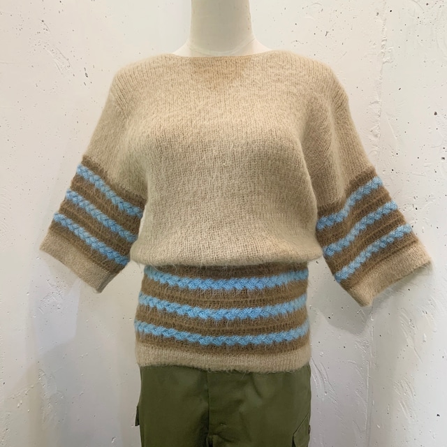 VINTAGE 60's beige point blue mohair sweater