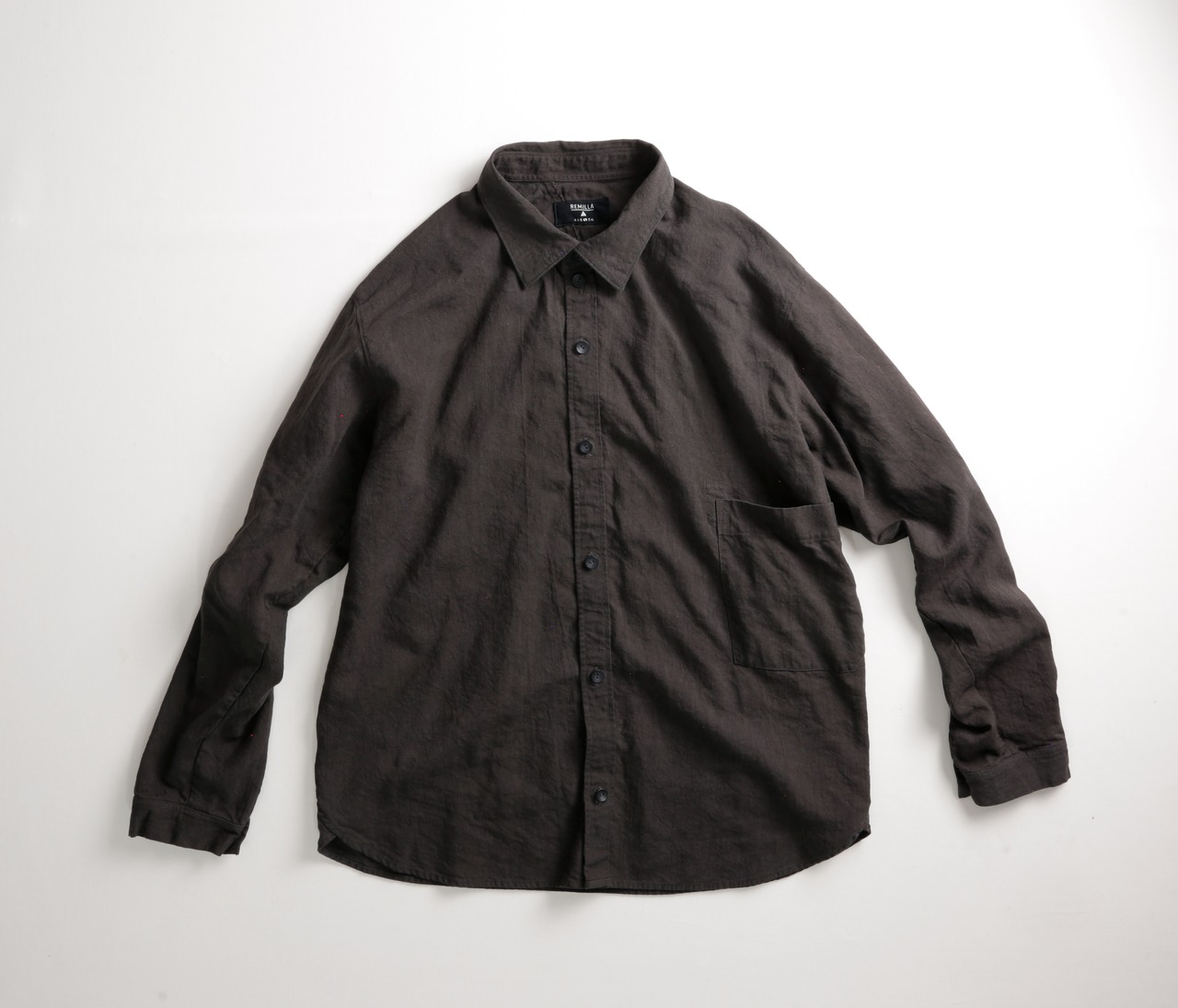 remilla 2025 Autumn / Winter -1st  <ヒトエラウンドシャツ＞