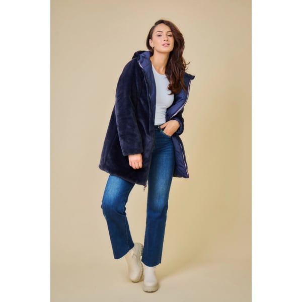 柄シャツ・プリントシャツで人気。FURASUKO LA VOSTRA ヨーロッパ各国  